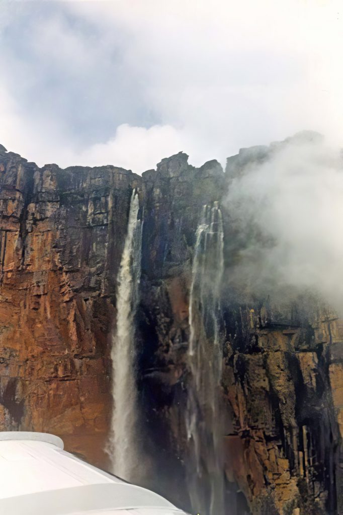 Kamarata y el valle del Auyantepui — fotografía editorial 3