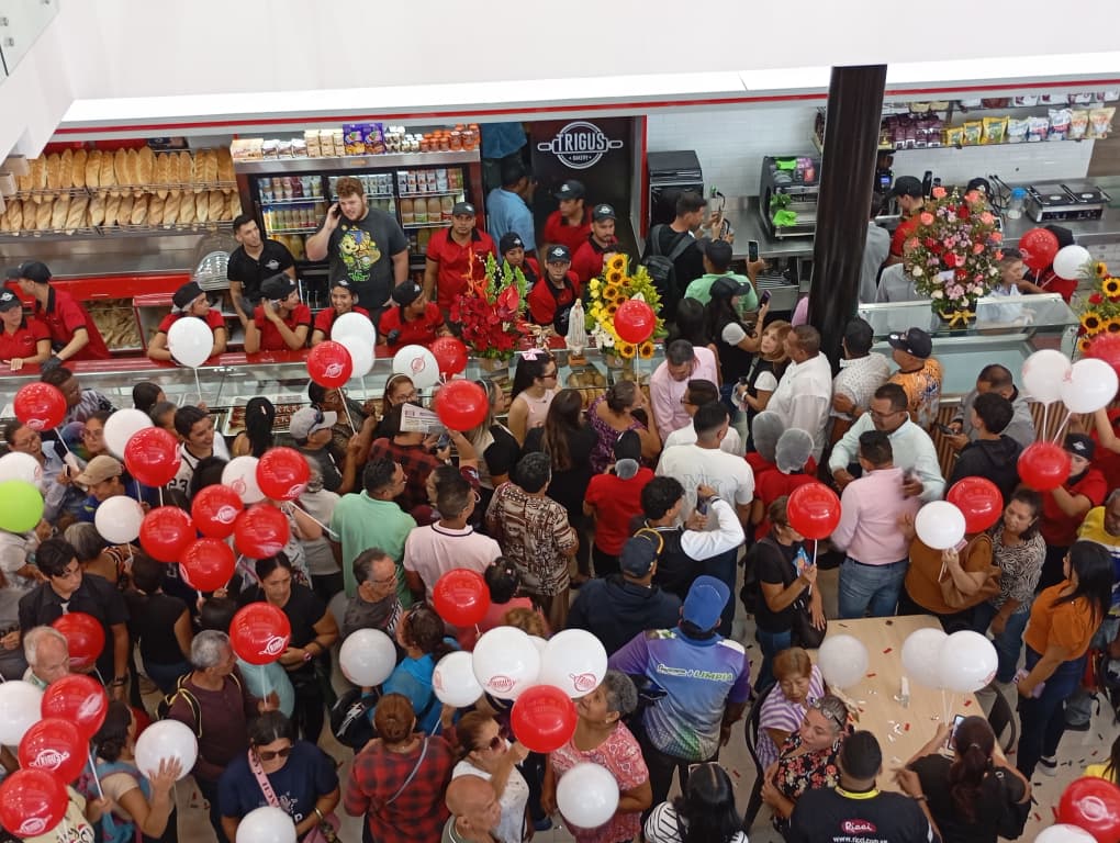 Ambiente familiar de Trigus Bakery Guacara