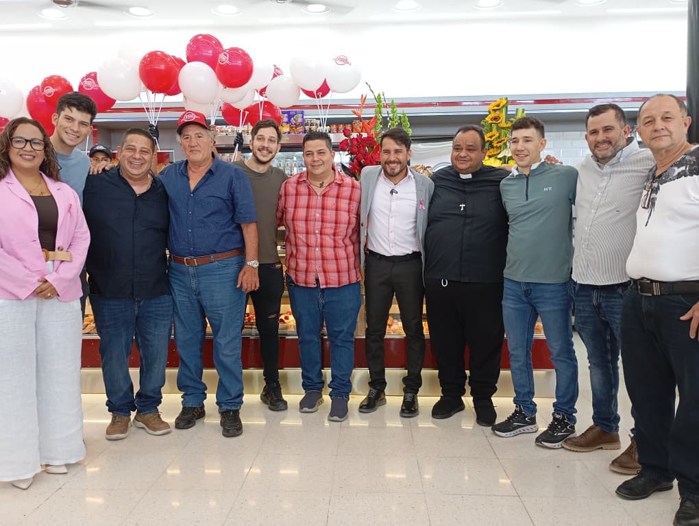 Inauguración de una sede de Trigus Bakery en Guacara